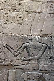 How did the high priests of amun contribute to the splintering of egypt?