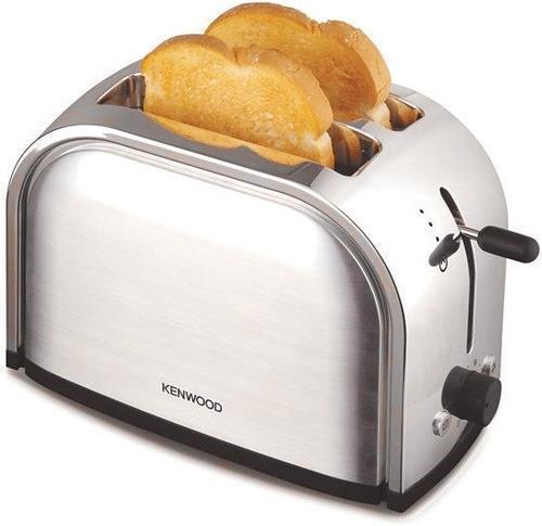 Brainliest give 2 examples of energy transformation that occur when making a toast in a toaster ove
