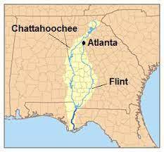 How does the author connect the river’s geography with the modern debate between Georgia, Alabama, a