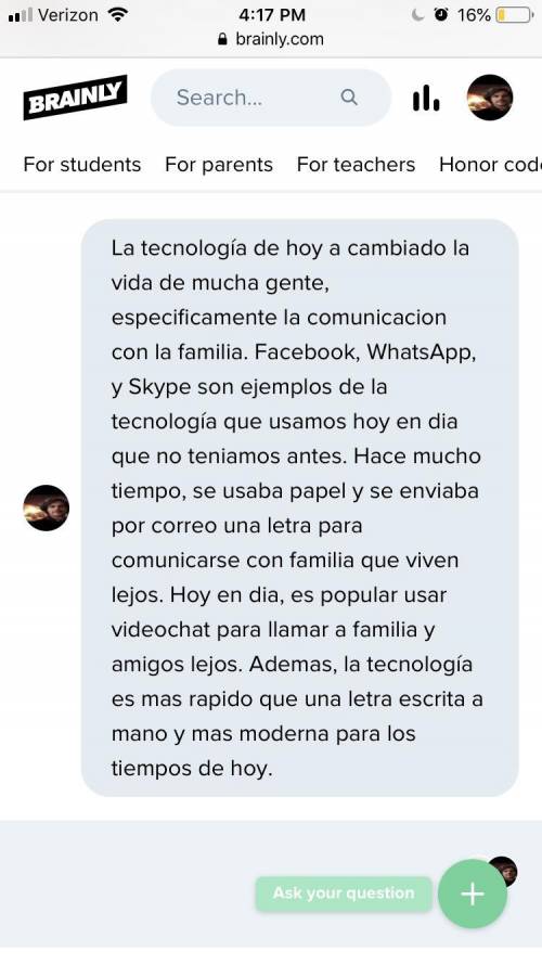 Write in Spanish a minimum of 5 sentences about how todays technology helps you communicate with you