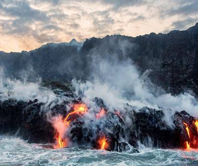 You will get 29 points. Answer fast need this right now!

This image shows a volcanic eruption in