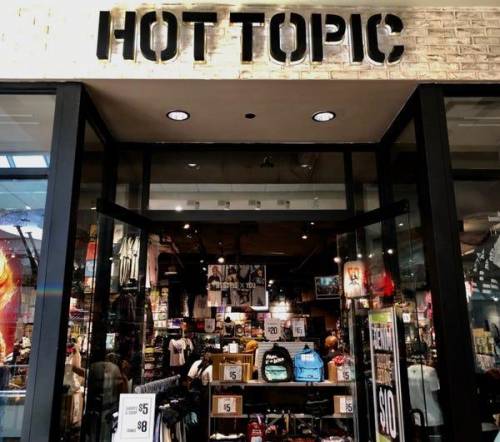 Hot Topic shopping spree anyone??? There Black Friday sale ends in a few hours and I need to get st