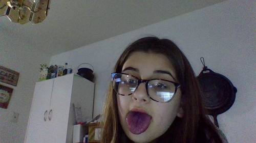 guys my tounge is purple bc ive been eating frozen blueberries. who else likes eating frozen berrie