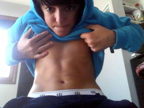 Whats 7x5
do you see abs (2 pictures)
