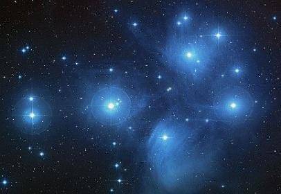 Look at this image of a star cluster.

Which type of star cluster is shown?
A .open
b .binary
c .g