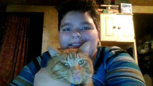 How do i look with my cat!?