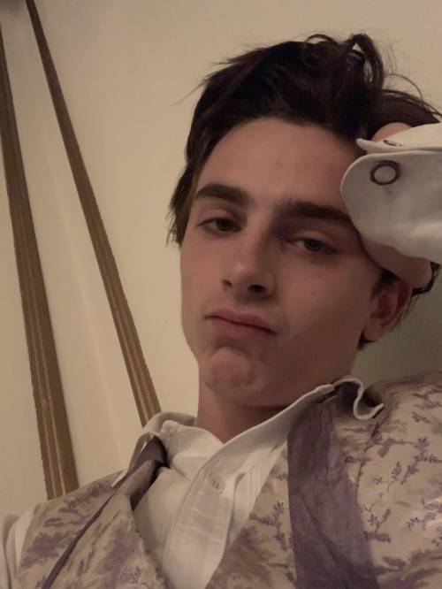Timothée Chalamet is hot

(true) or false 
yes Timothee Chalamets is the hottest guy in the world