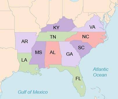 Examine the map of the southeastern United States.

Which of these states borders North Carolina?A