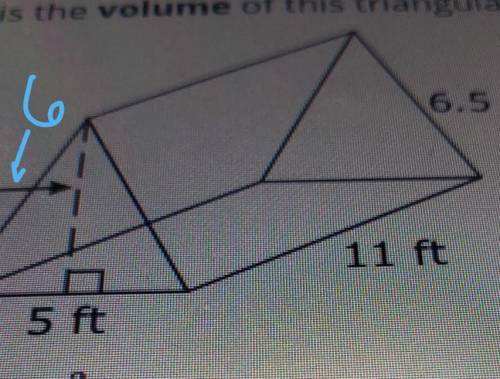 GIVING BRAINLIEST PLEASE ANSWER NOW what is the volume of this triangular prism​
